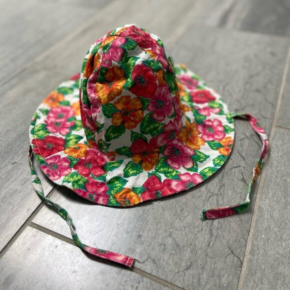 The Right Start Cotton Floral Bucket Sun Hat with Strap Size Small (0–3 months) - Picture 2 of 8